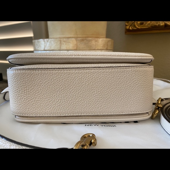 *SOLD** Coach Cassie 19 in Chalk BRAND NEW with tags - Picture 2 of 10
